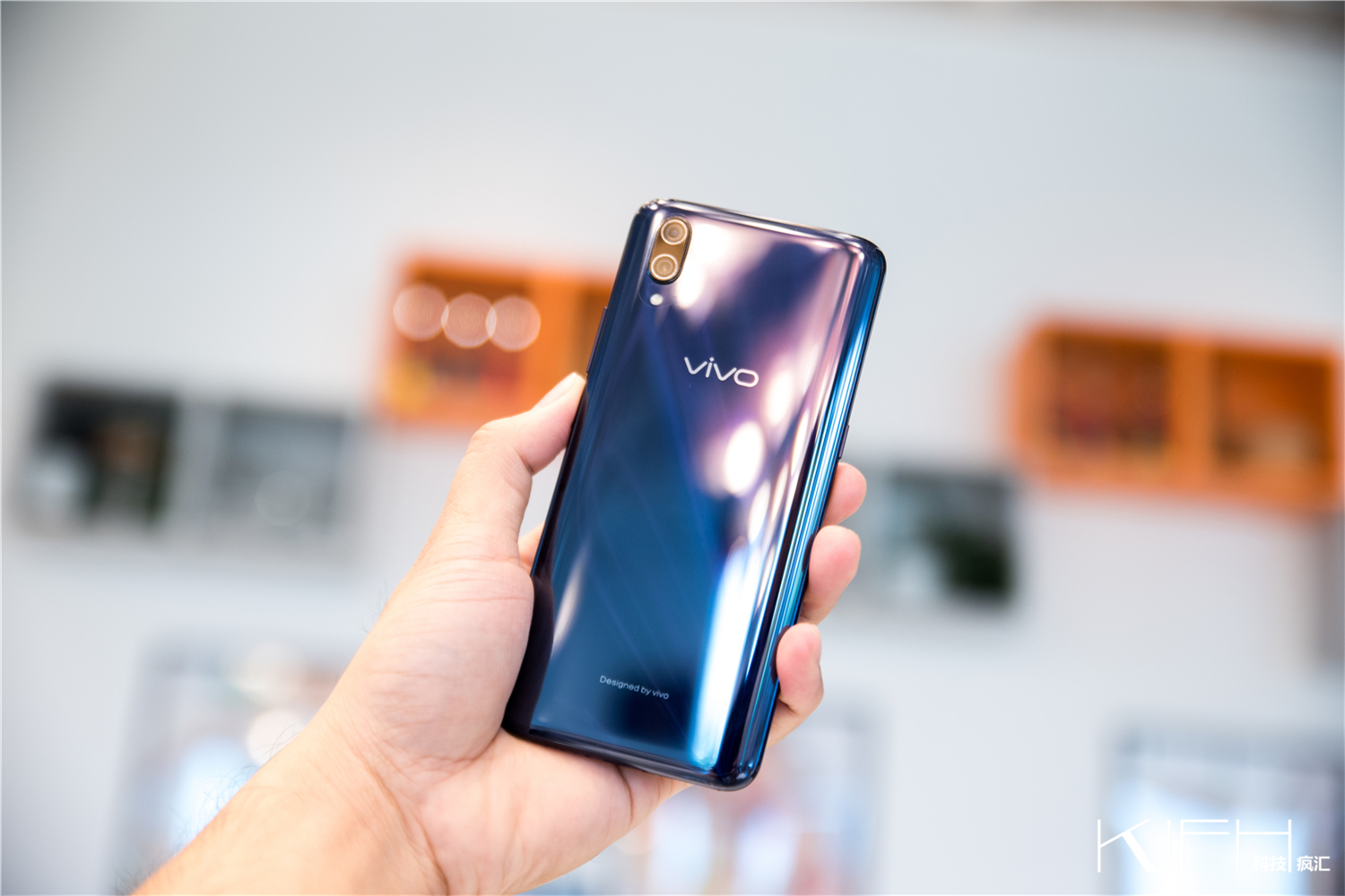 vivox23最好的功能,vivox23评测外观惊艳拍照更惊人