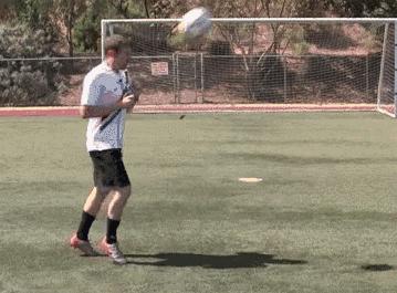 维维足球射门教程,维维足球停球视频教程