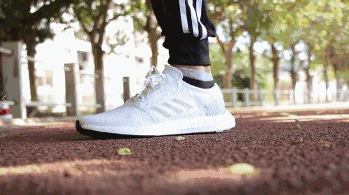 全掌boost阿迪达斯,全掌boost跑步鞋