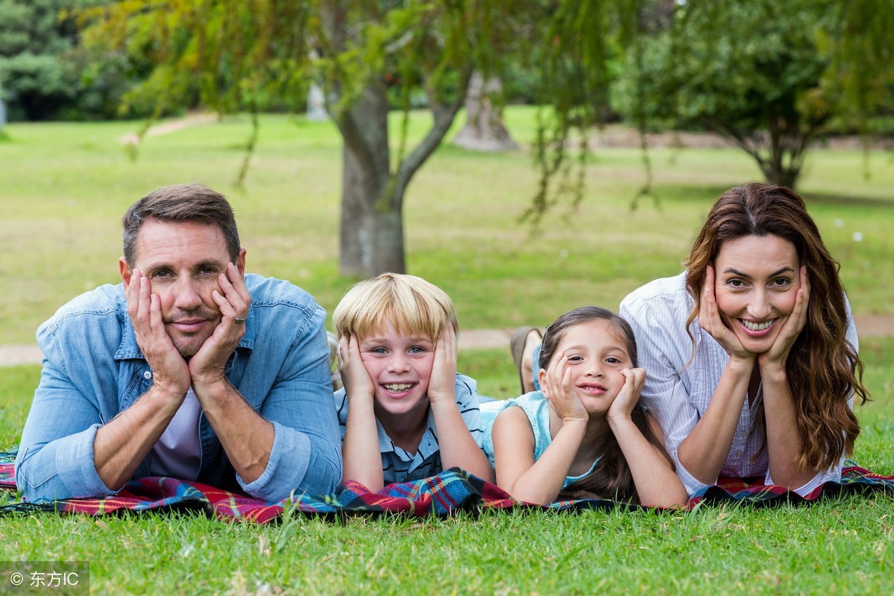 生不生二胎看20年后的生活,90后要不要生二胎专家建议