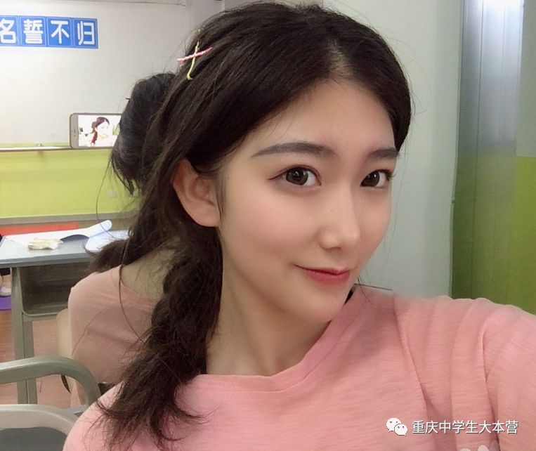 「重庆校花」四十二中小姐姐颜值高有才华,简直不要太棒啦~