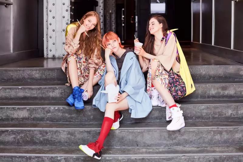 2019新时光时装秀t台超模魅力四射 (拍摄国际时装周t台秀)