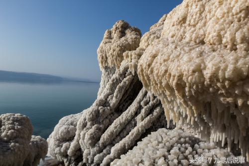 死海为什么淹不死人呢,死海含盐量高是什么原因