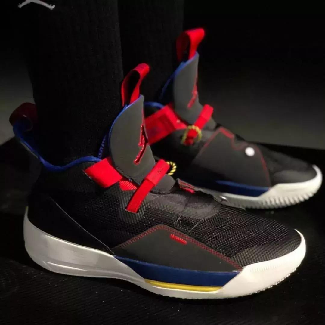 郭艾伦aj1鞋带绑法,郭艾伦上脚aj新款