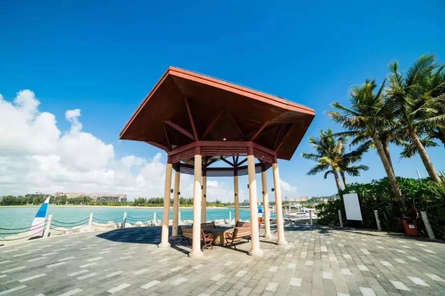 「238元抢三亚方圆贝高莉度假公寓」海景房+双早+泳池！有效期到年底，中秋国庆通用，超划算度假方式！