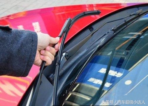 实体店雨刮器60元被坑吗,雨刮器多少钱一对团购