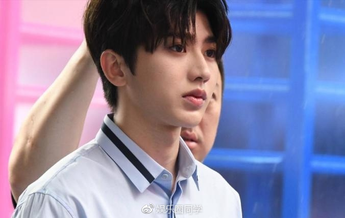 蔡徐坤站姐路透破千万热搜,蔡徐坤站姐评价蔡徐坤