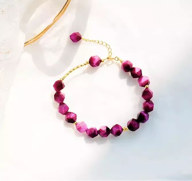 还担心撞款烂大街？精不精致一样东西就出卖了你！