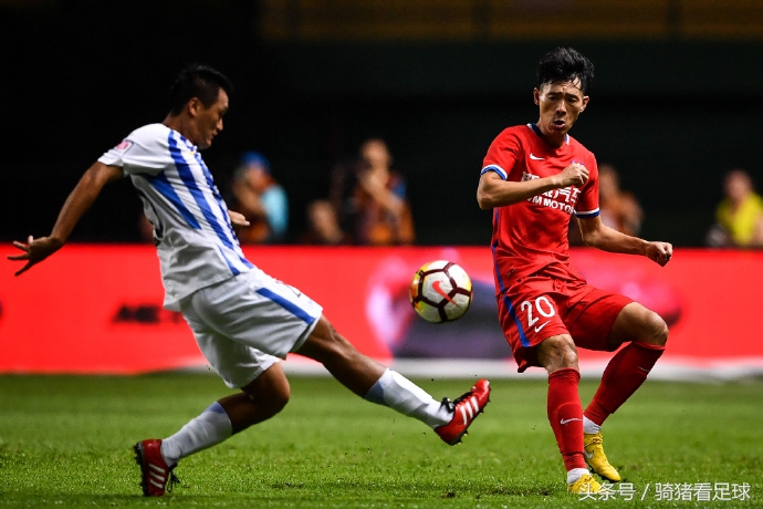 广州恒大vs重庆斯威比赛集锦,广州富力对重庆斯威