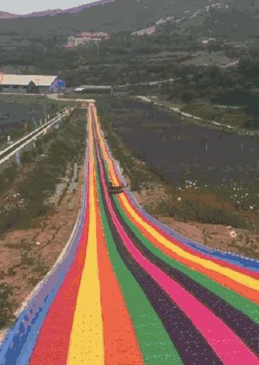 网红滑梯景点,八大处公园网红滑梯