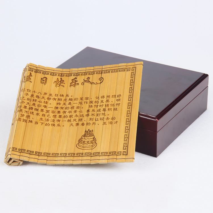 过生日送什么礼物比较好一些,过生日送什么礼物比较好女学生