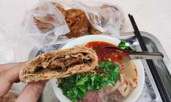 北京人气爆棚的烧饼店,北京正宗老字号烧饼店