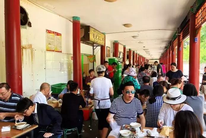 北京人气爆棚的烧饼店,北京正宗老字号烧饼店