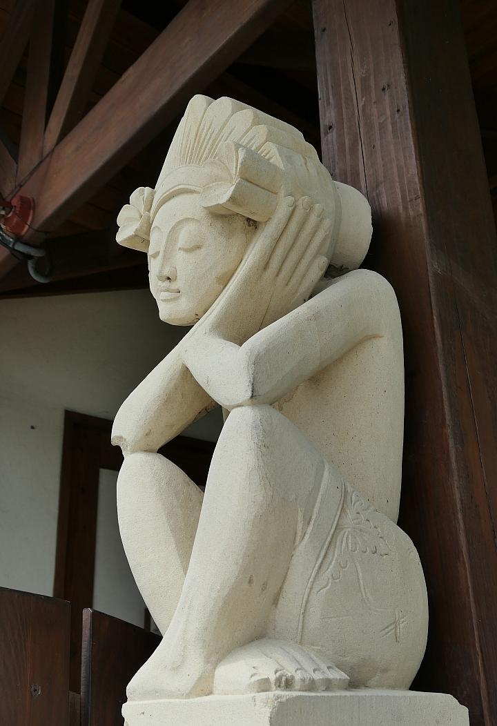 leica徕卡c-lux2多少钱,徕卡clux变焦