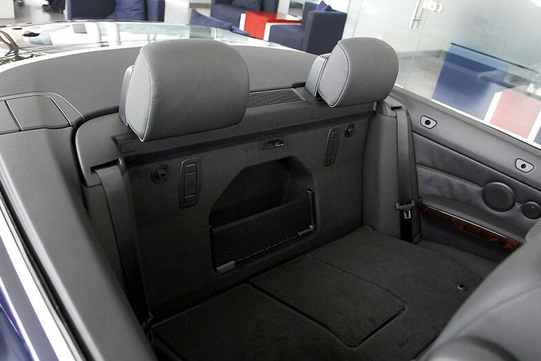 13万左右买什么车黑色,13万买什么越野车比较好