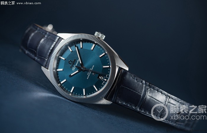 万国和欧米茄哪个走时更准,欧米茄海马300走时准吗