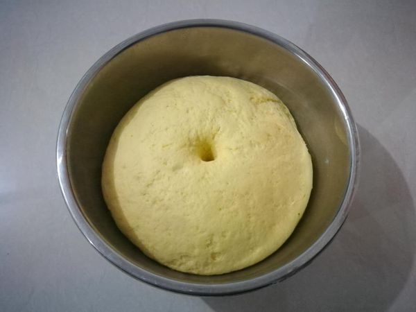 用耐高糖酵母做馒头为何不松软,酵母蒸的馒头为什么不白不松软