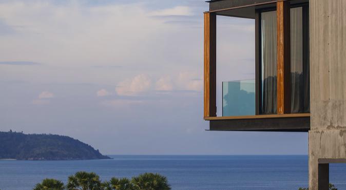 全球婚礼目的地探路：NAKA，悬空在半山腰上的透明火柴盒