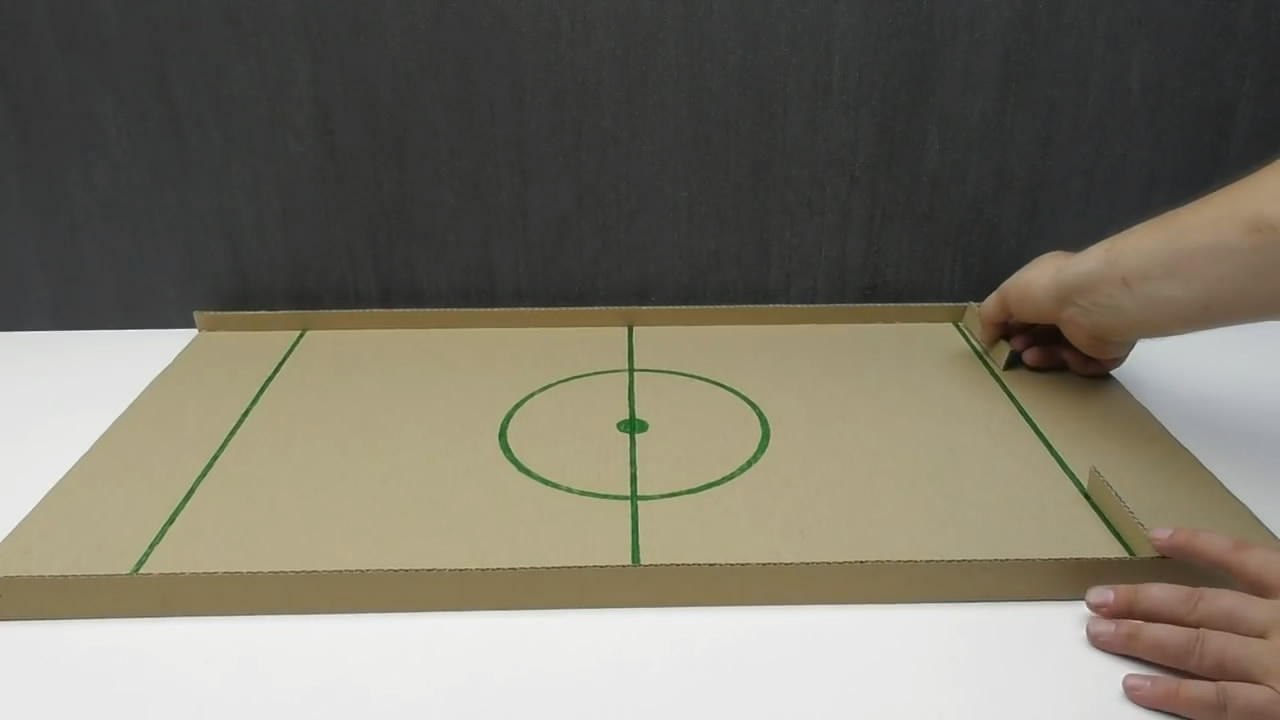 怎么做足球桌面游戏,足球游戏机手工简单易学