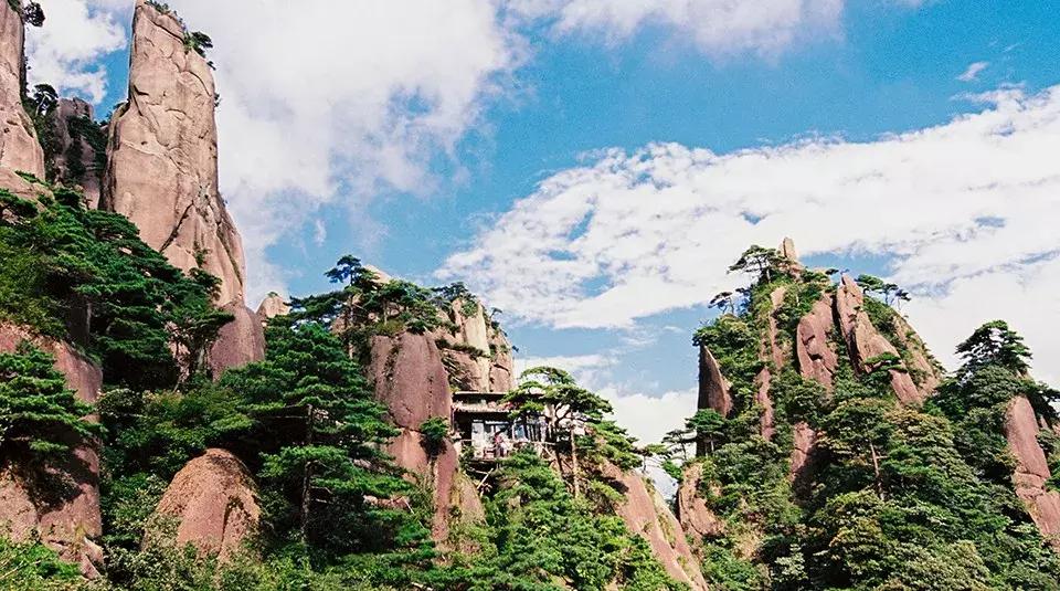 哪个景区厕所最差？游客网络评价报告来啦！海滨浴场最差！