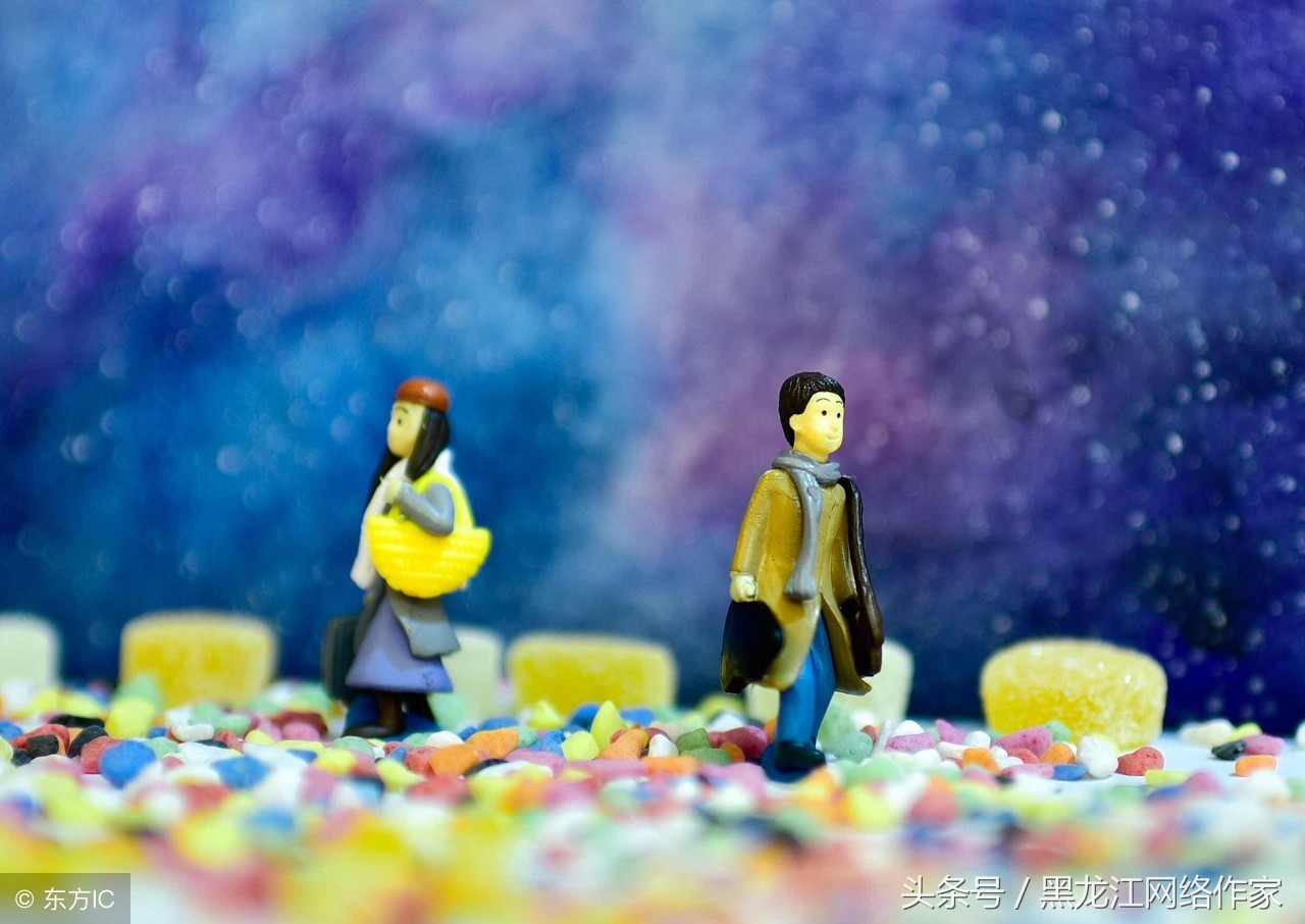 一场风花雪月的麻辣烫（作者：泪眼问花）