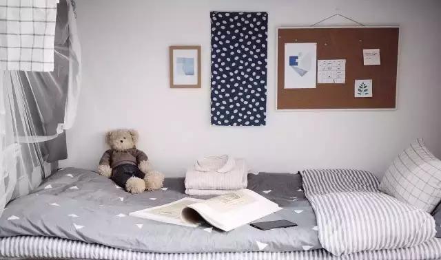 学子进阶攻略|如何在超小空间的宿舍玩转极简风
