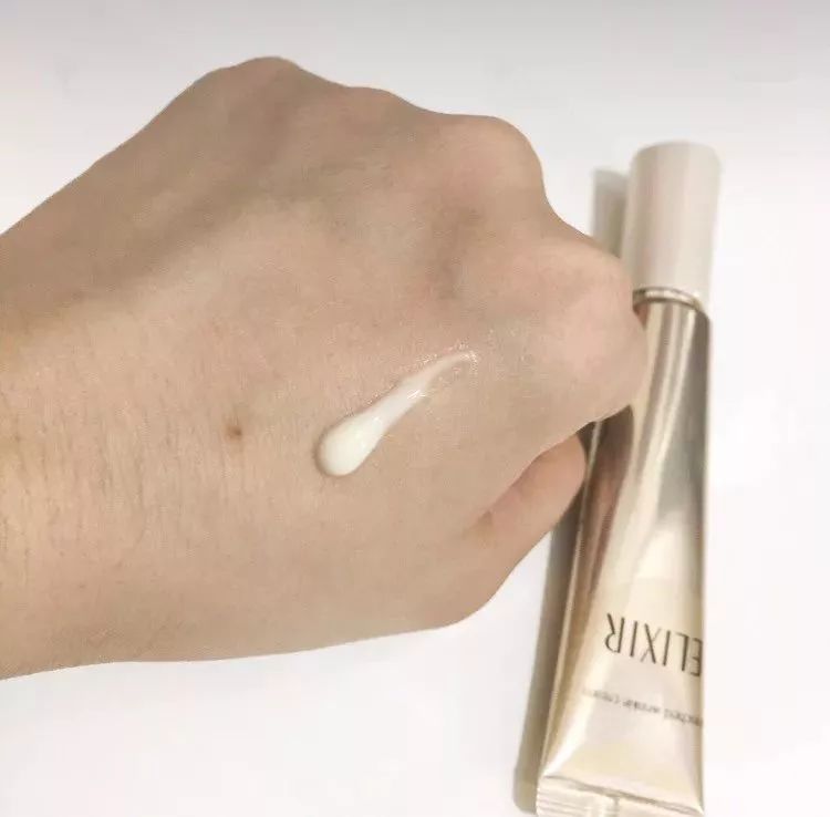 17岁学生党去黑眼圈眼袋眼霜平价,便宜超好用的六款眼霜