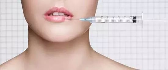 在朋友圈里卖的东西犯法吗,有没有法律规定宣传不能言过其实