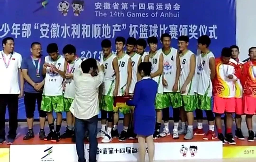 全胜夺冠的联赛冠军,全胜夺冠的队伍