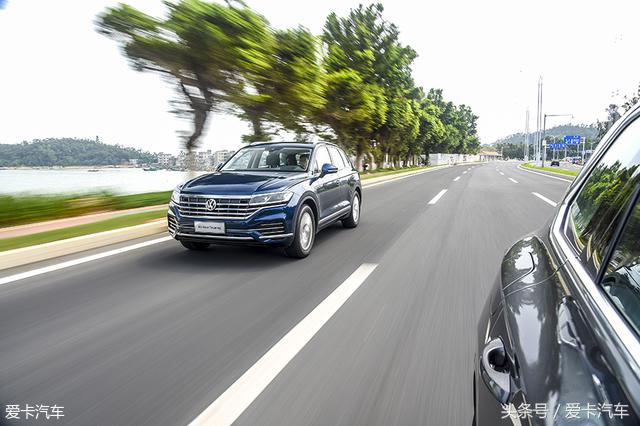新款途锐比老款途锐小,全新大众途锐测评