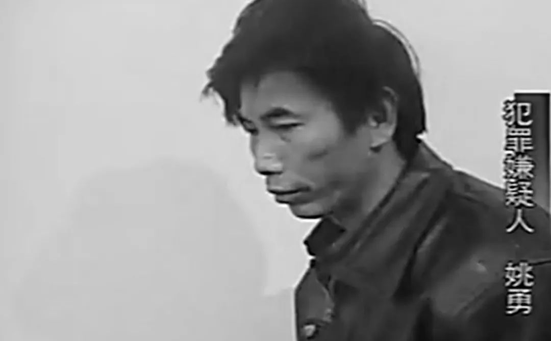 虐妻狂魔：他让她早请示晚汇报，夜里还要写检讨｜夜行档案31