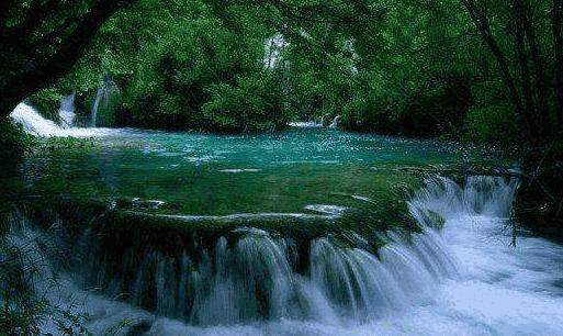 世界上最神奇的淡水湖,世界上最神奇的湖泊