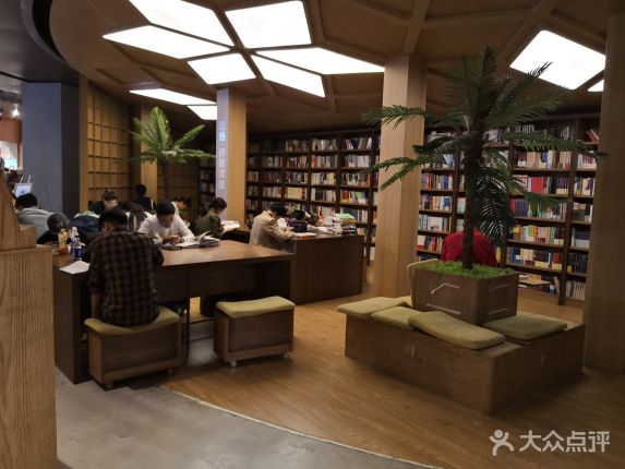 沈阳有特色的书店,沈阳值得去的书店排名