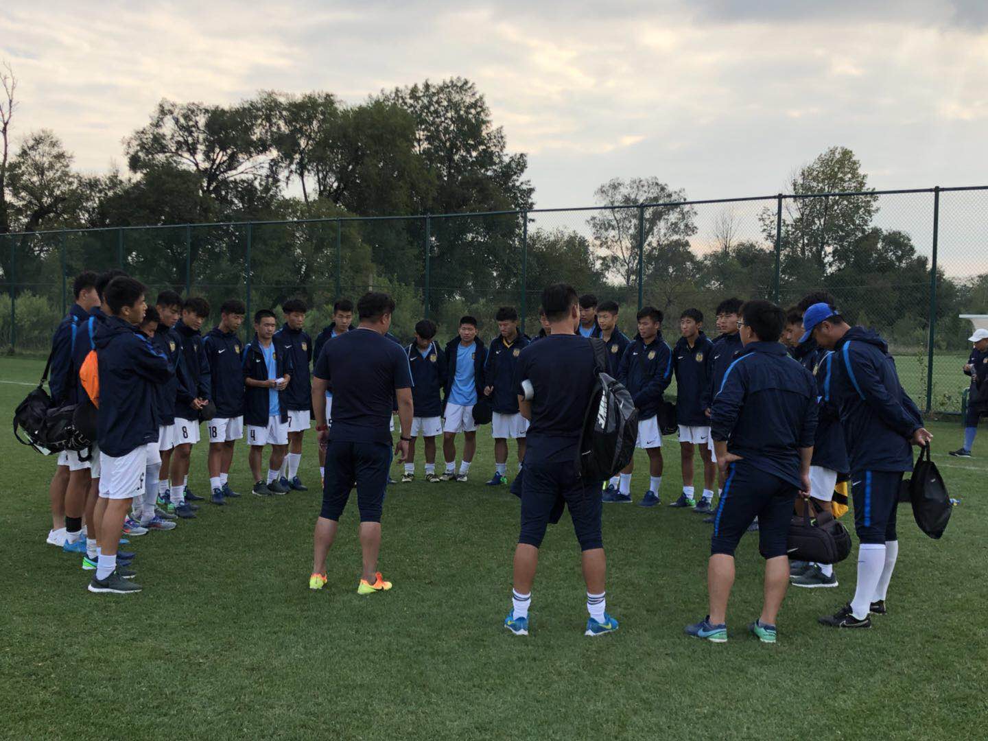 苏宁小将｜再传捷报！苏宁U17闯进足协杯决赛！将与*疆新**争冠！