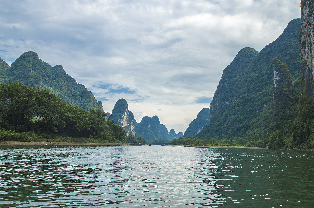 国庆桂林游玩攻略带孩子,桂林国庆旅游地点推荐