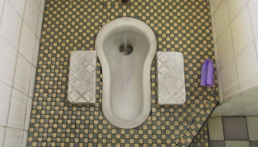 卫生间没下沉做蹲坑需要抬高多少,没做下沉卫生间蹲坑一定要抬高吗