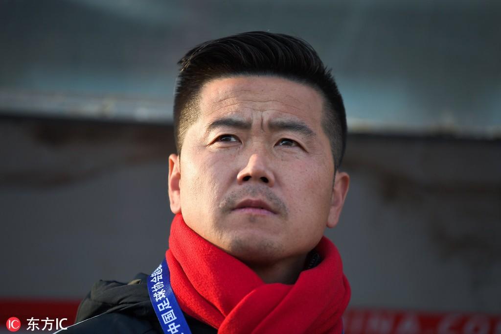 02年世界杯国足对战巴西队,02国足打巴西门柱助攻者