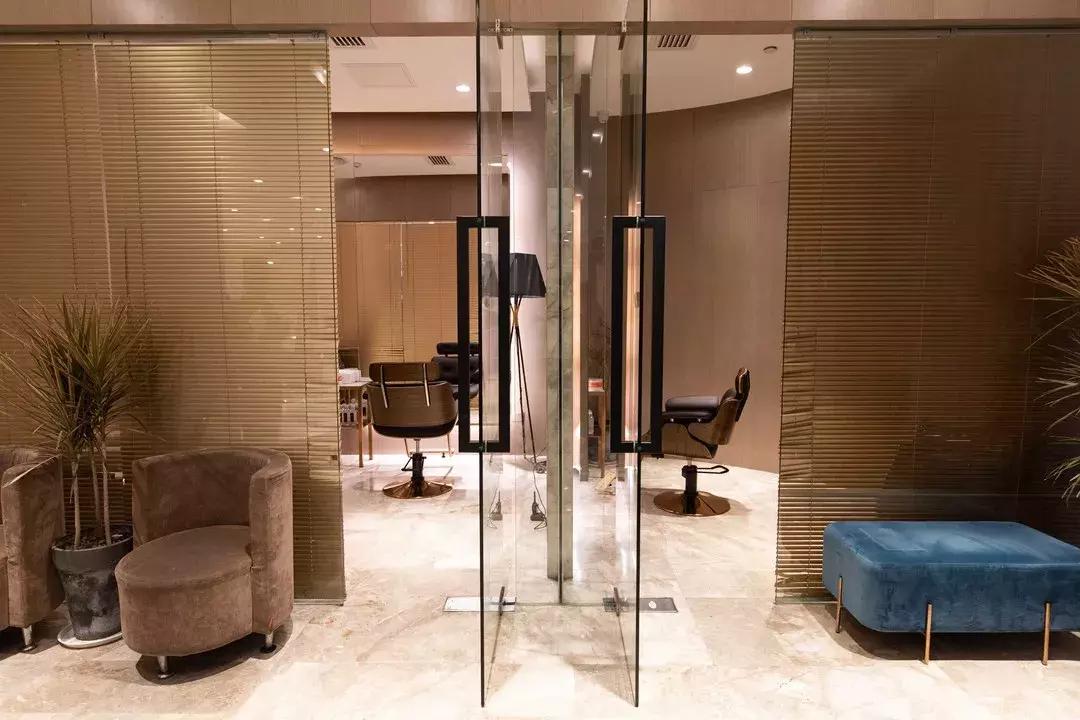 来高德置地这家网红店染发，头发居然变成这样……！