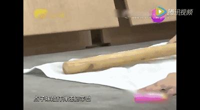 沙发脏了不用愁,沙发太脏了用什么洗最干净