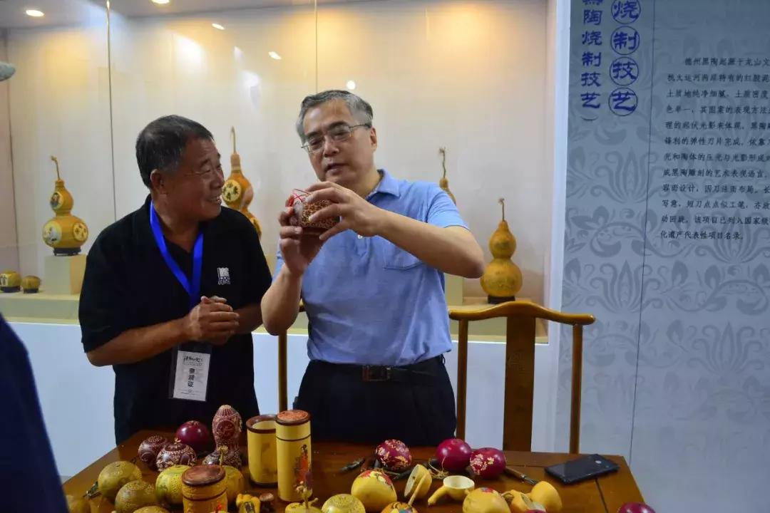 李玉成：小葫芦“装”下大世界