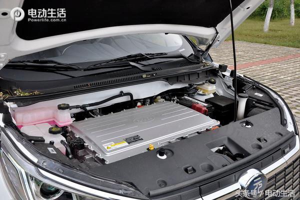 深度试驾元EV360最高配*力暴**小钢炮