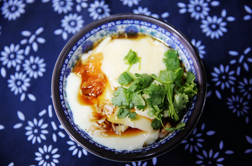 阳澄湖旅游吃大闸蟹民宿,沙家浜景区芦花湾住宿