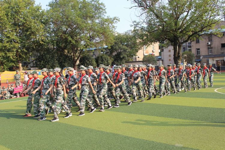 立德强身爱我中华蚌三小少年军校意志磨练月汇报考核圆满落幕