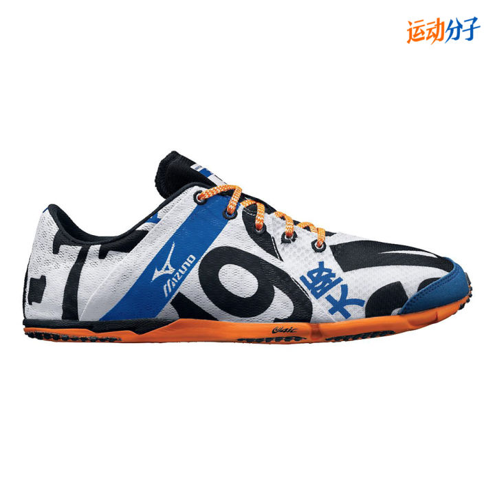 顶尖马拉松运动员跑姿,中国马拉松运动员都穿什么跑鞋