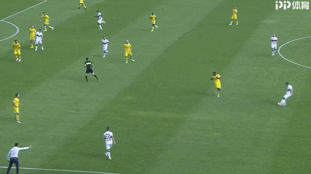 莱万欧洲杯进球集锦,莱万进球数超苏亚雷斯