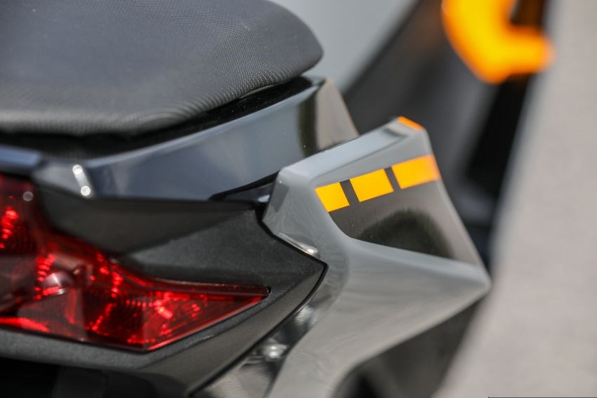 2015年川崎小忍者ninja250,17款川崎ninja250极速测试