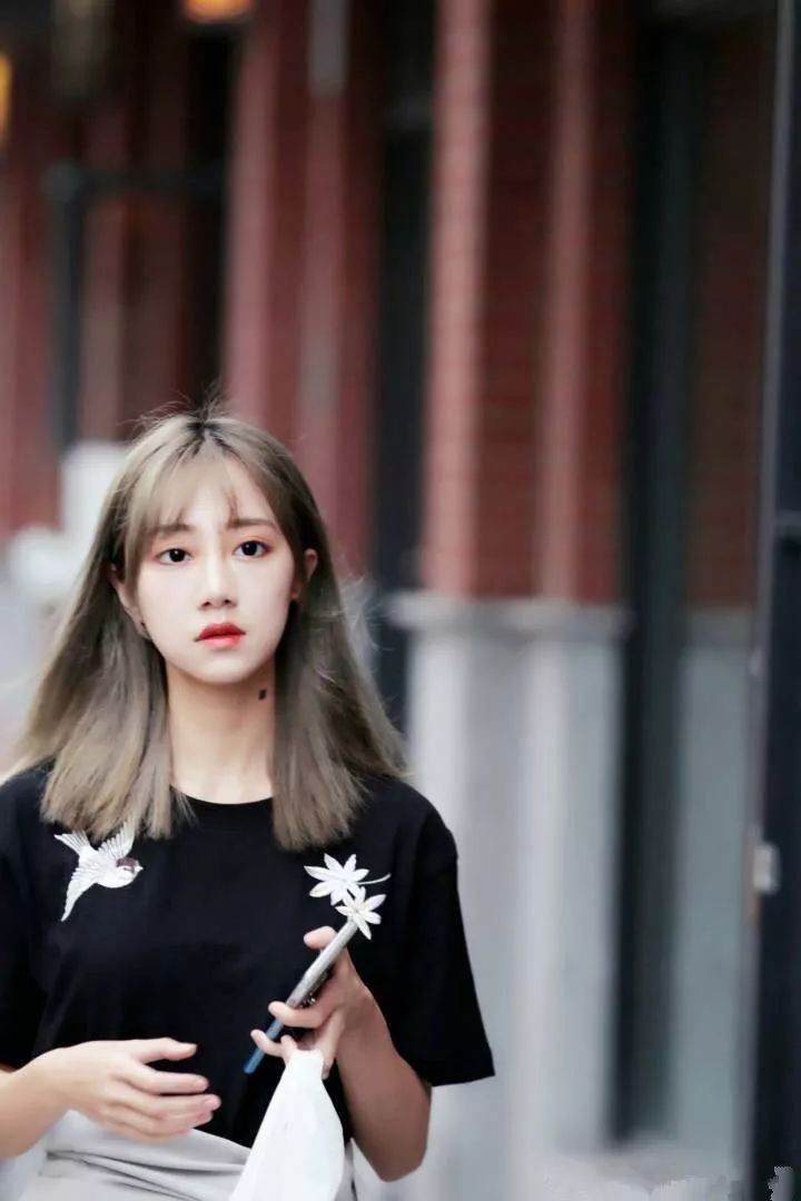 彩妆高光妆容图片女,彩妆小樱花妆容图片高清