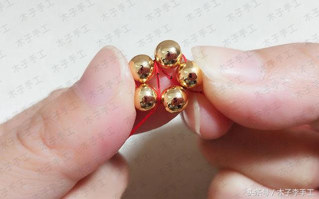 国庆节黄色五角星制作,五角星项链的编法