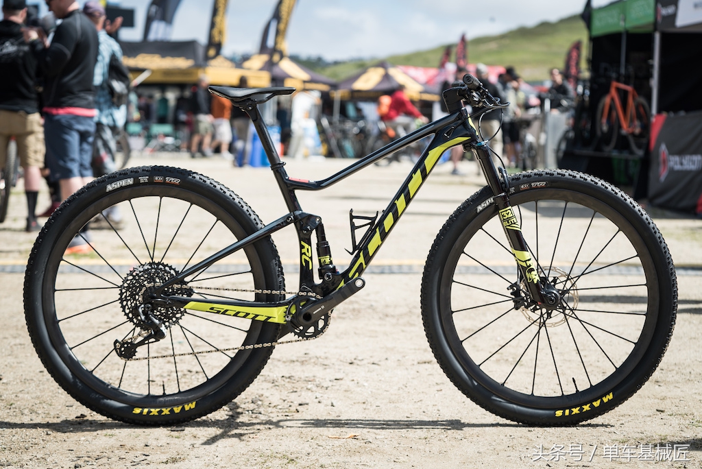 很粗的辐条公路车碳纤维轮组,碳纤维轮组辐条张力不够会怎么样