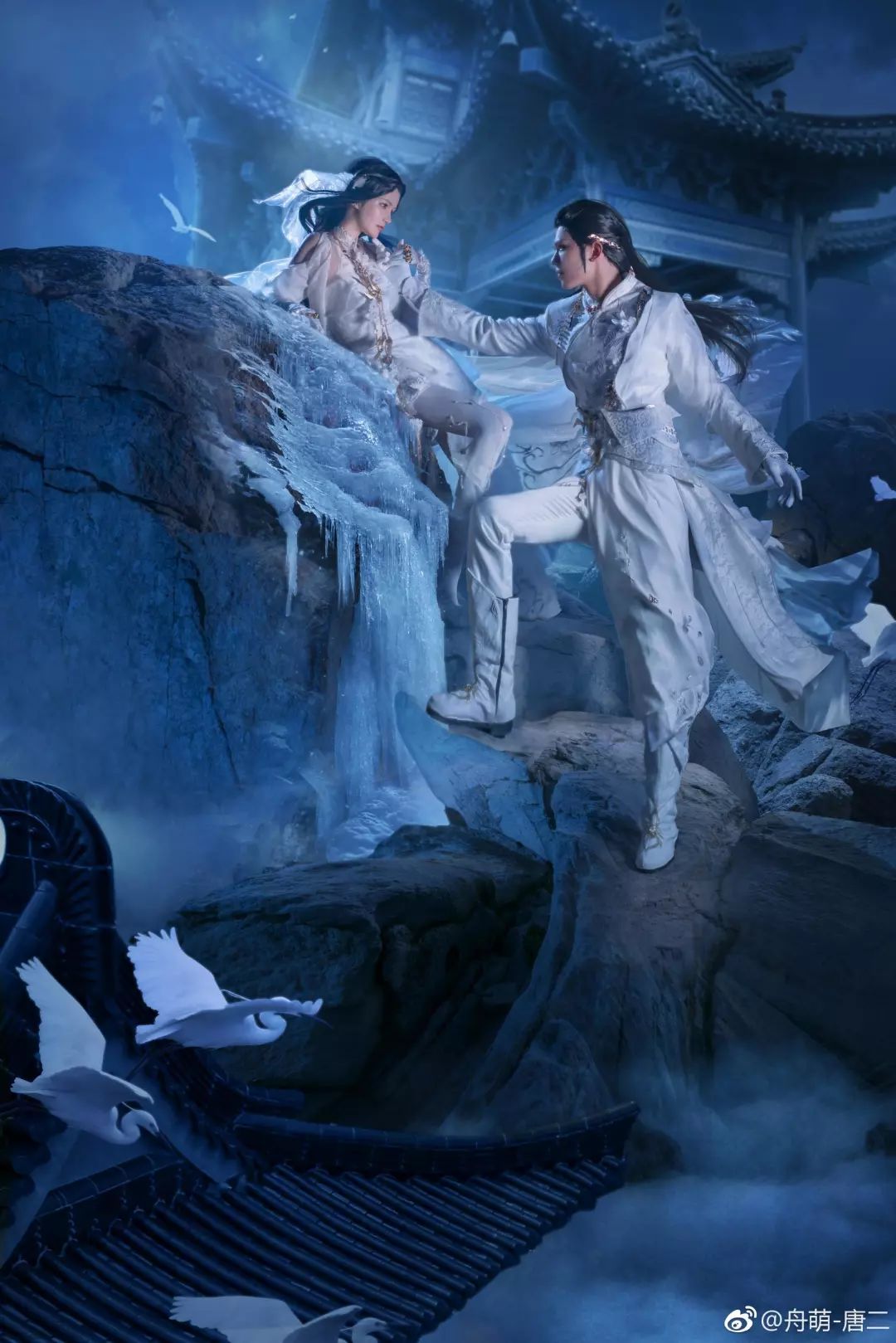 澶╁垁濠氱ぜ鐜板満鐪熶汉,澶╁垁涓婚鐪熶汉濠氱ぜ